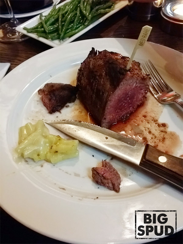 chop bloc fillet steak