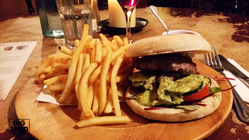 le garrick cheeseburger special