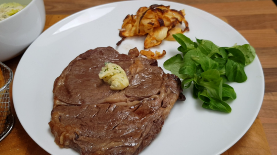 steak cooked in an airfryer